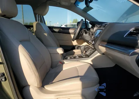 2018 Subaru Outback 2.5I Limited из США, поврежденный, VIN 4S4BSANC3J3359138